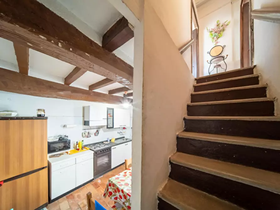 Immagine 21 di Casa indipendente in vendita  in Via Bruno Bocconi a Tizzano Val Parma