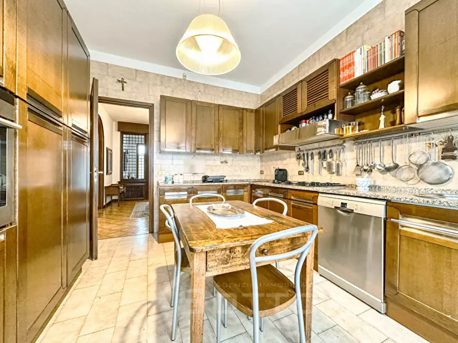 Immagine 10 di Appartamento in vendita  in Corso Giuseppe Garibaldi 21 a Gattinara