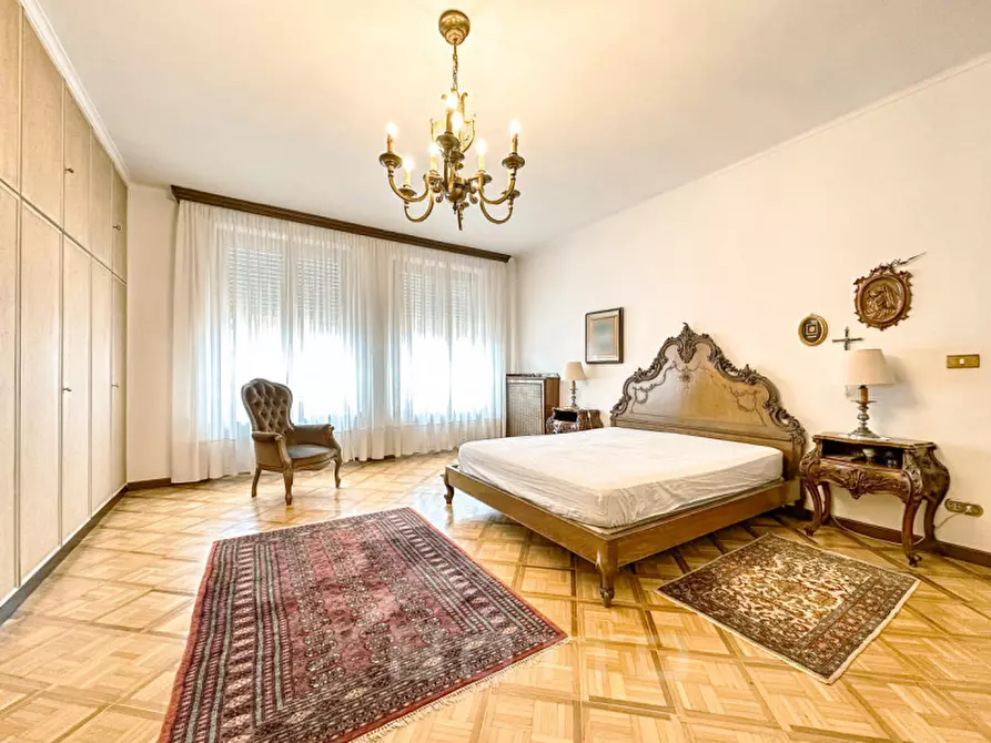 Immagine 12 di Appartamento in vendita  in Corso Giuseppe Garibaldi 21 a Gattinara