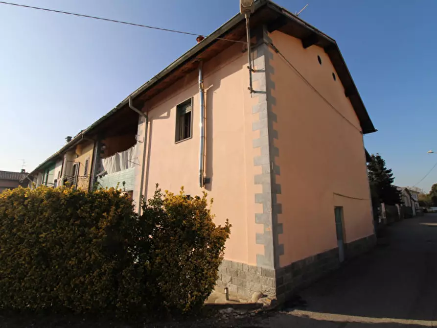 Immagine 29 di Appartamento in vendita  in Via delle Pedresse 4 a Macherio