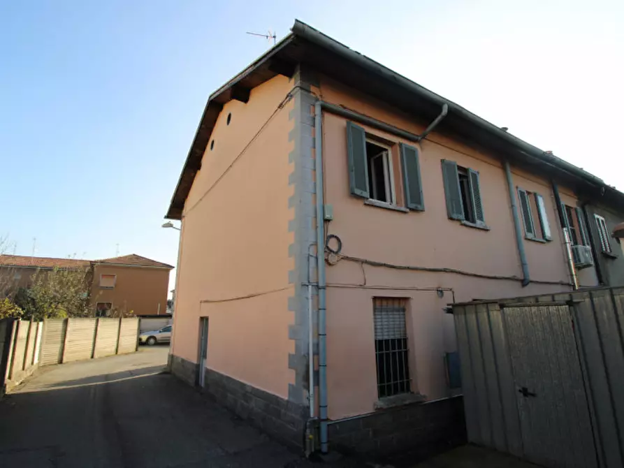 Immagine 30 di Appartamento in vendita  in Via delle Pedresse 4 a Macherio