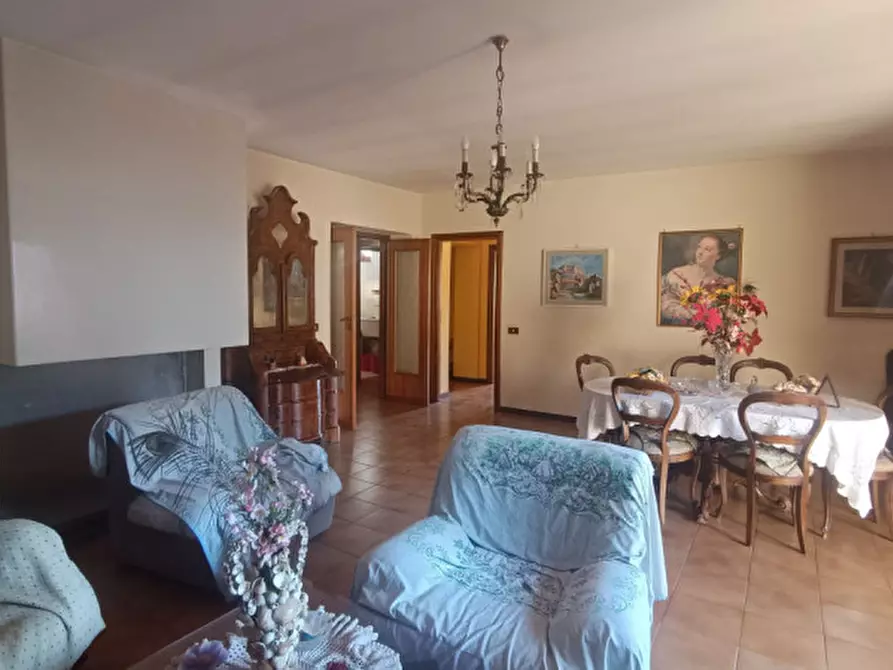 Immagine 2 di Casa bifamiliare in vendita  in Via San Giuliano Sura a Sora