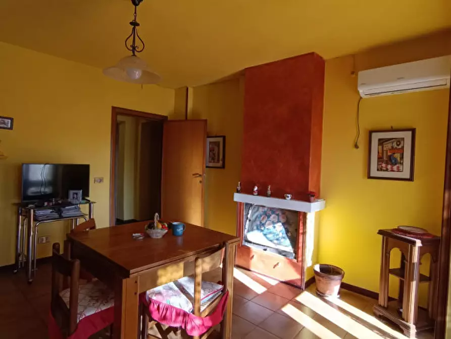 Immagine 6 di Casa bifamiliare in vendita  in Via San Giuliano Sura a Sora