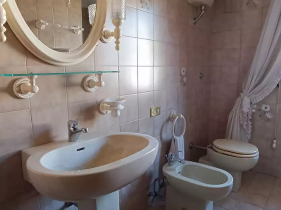 Immagine 12 di Casa bifamiliare in vendita  in Via San Giuliano Sura a Sora