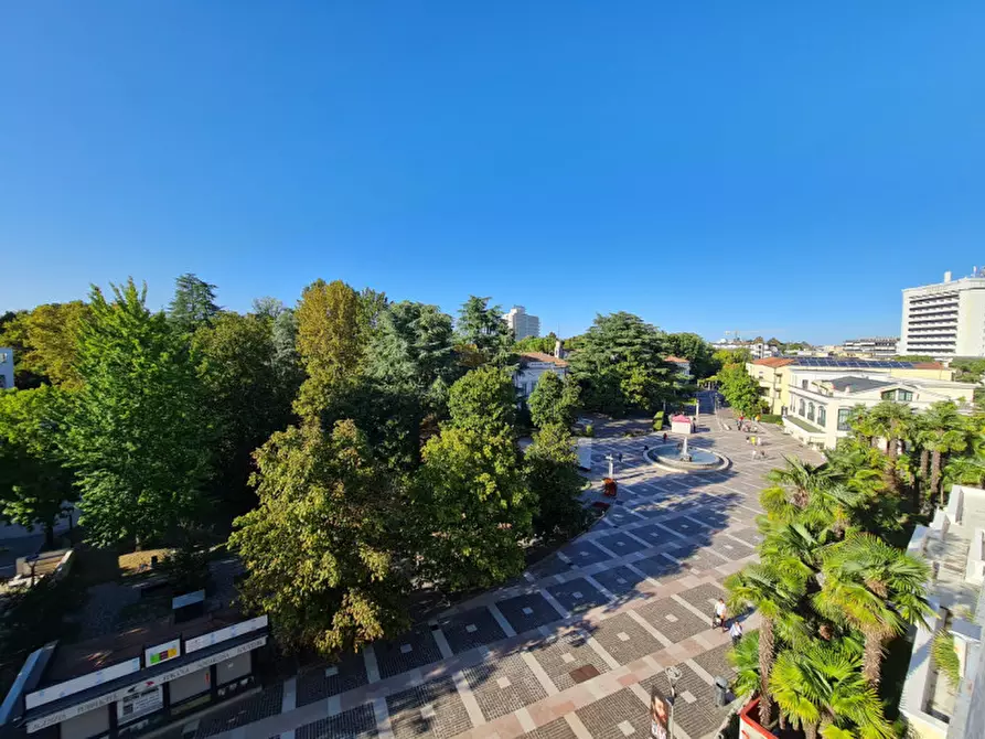 Immagine 18 di Appartamento in vendita  in Via Giuseppe Jappelli a Abano Terme