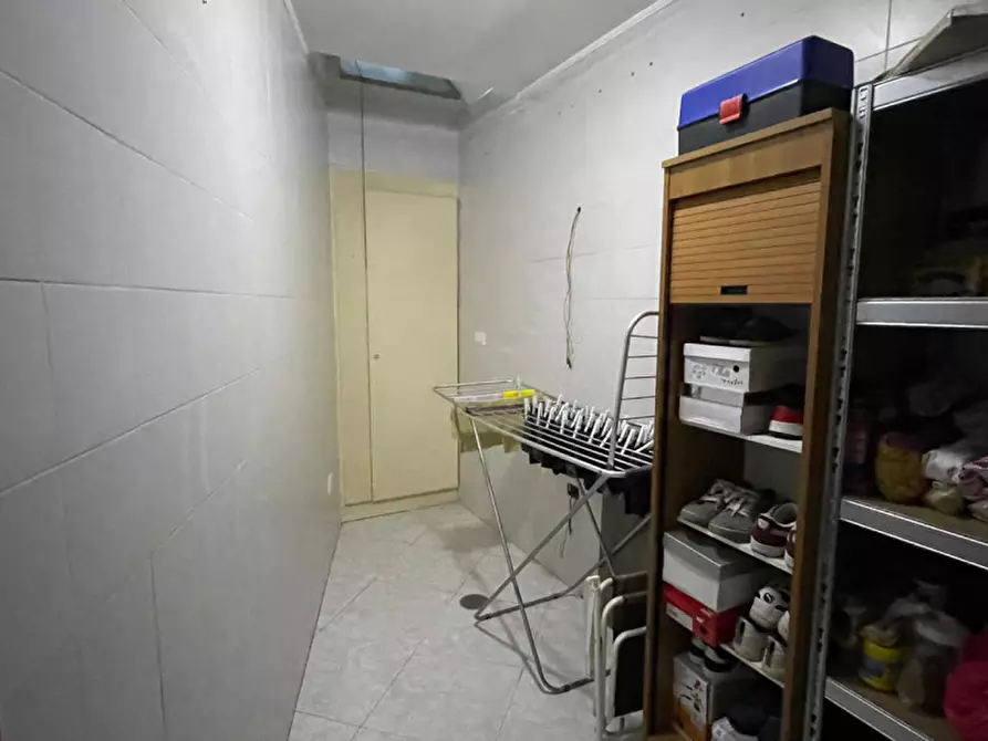 Immagine 9 di Appartamento in vendita  in VIA NAZIONALE a Torre Del Greco