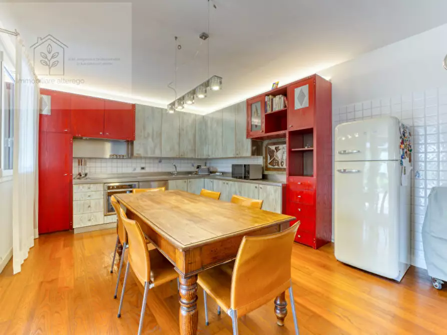 Immagine 8 di Villa in vendita  in via Restello a Villa Del Conte