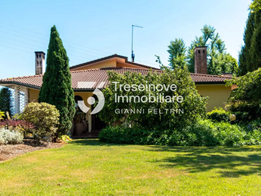 Immagine 2 di Villa in vendita  in Via Argine Destro a San Donà Di Piave