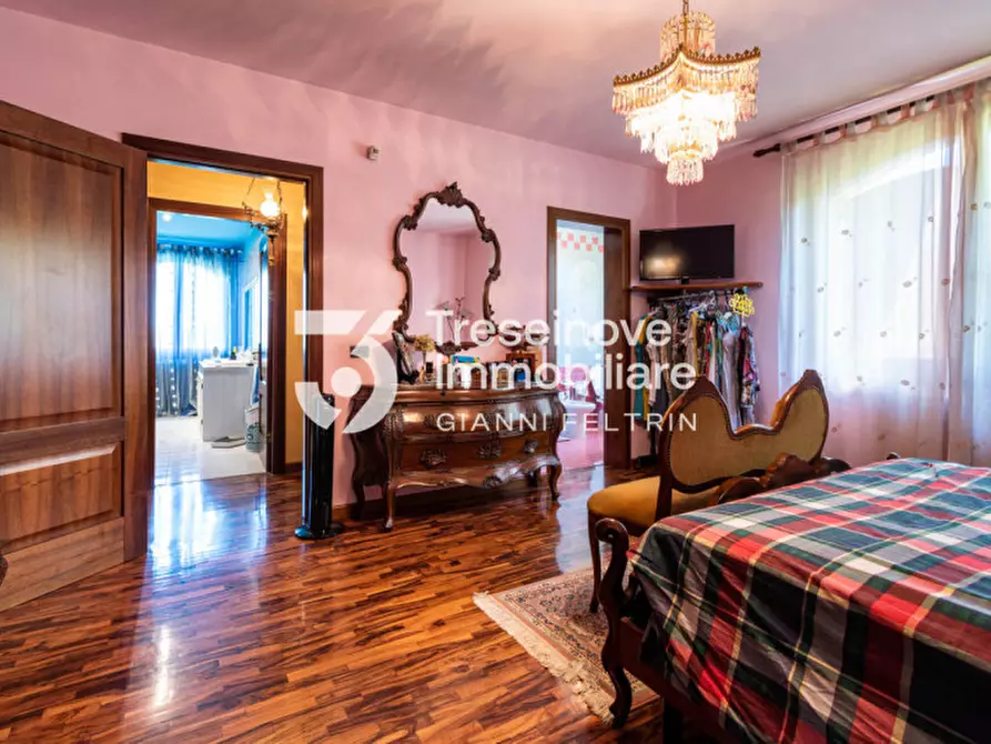 Immagine 17 di Villa in vendita  in Via Argine Destro a San Donà Di Piave