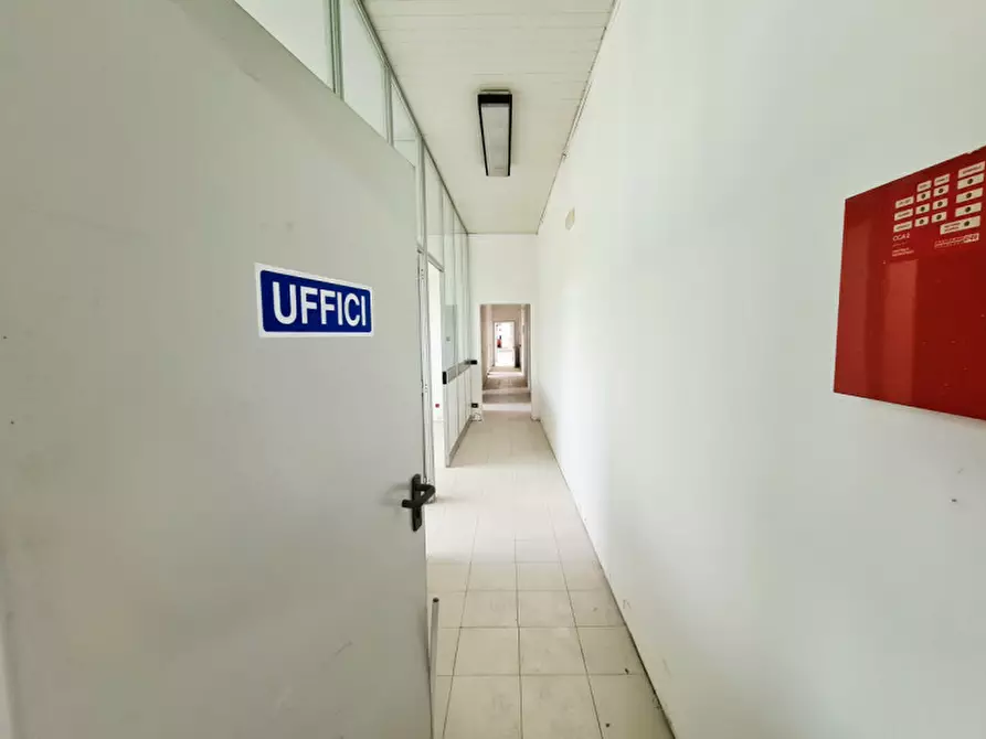 Immagine 14 di Capannone industriale in vendita  in Via Ca' Borini a Baone