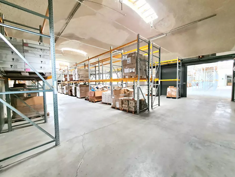 Immagine 15 di Capannone industriale in vendita  in Via Ca' Borini a Baone