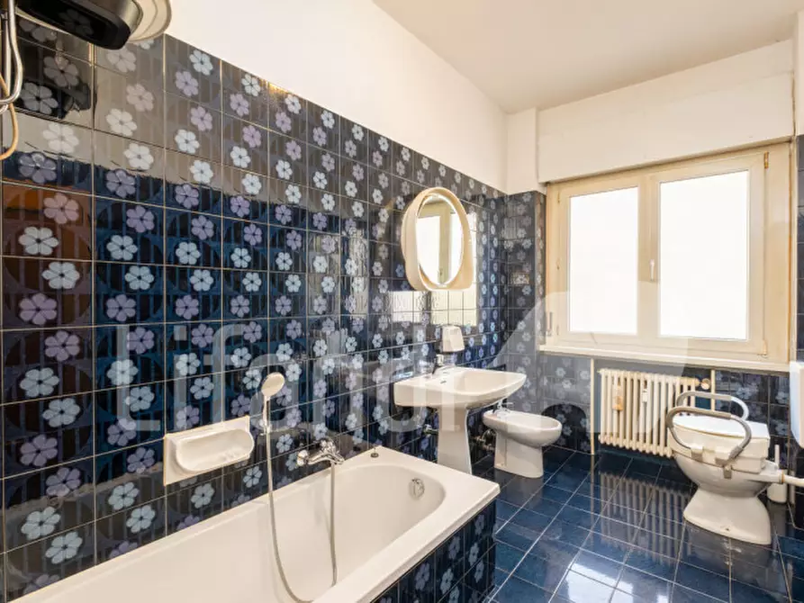 Immagine 6 di Appartamento in vendita  in Via Guncina - Guntschnastraße a Bolzano