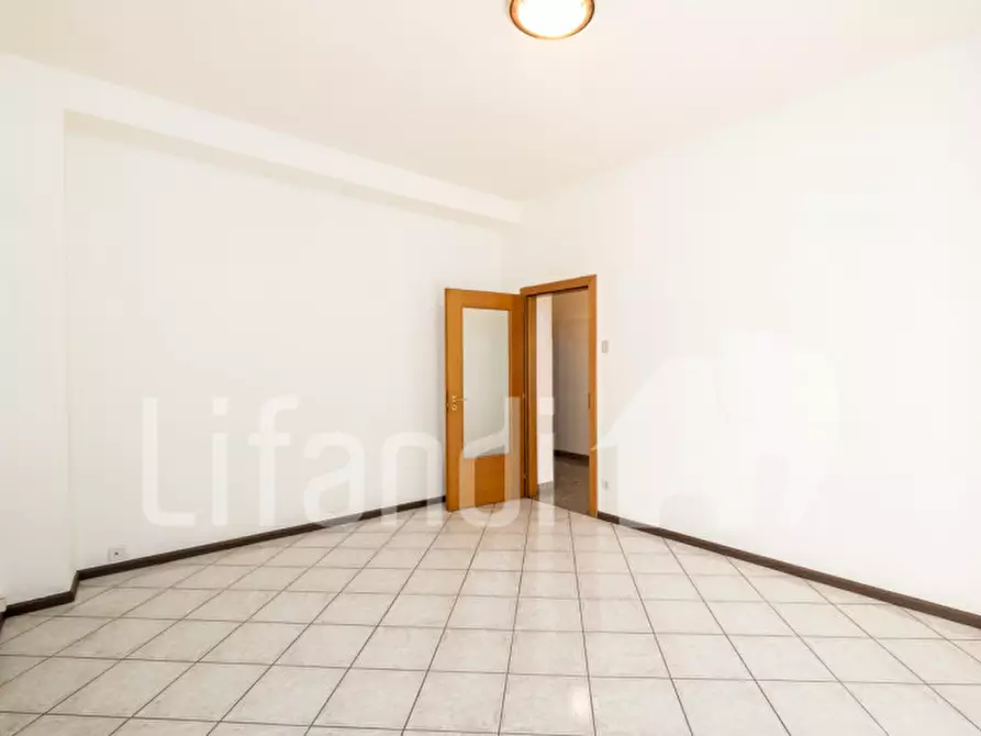 Immagine 13 di Appartamento in vendita  in Via Guncina - Guntschnastraße a Bolzano