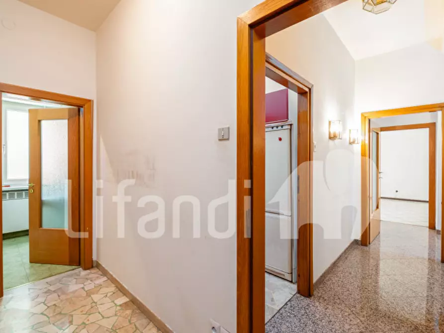 Immagine 17 di Appartamento in vendita  in Via Guncina - Guntschnastraße a Bolzano