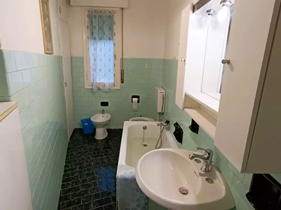 Immagine 11 di Appartamento in vendita  in Via Zeffirino Massa a San Remo