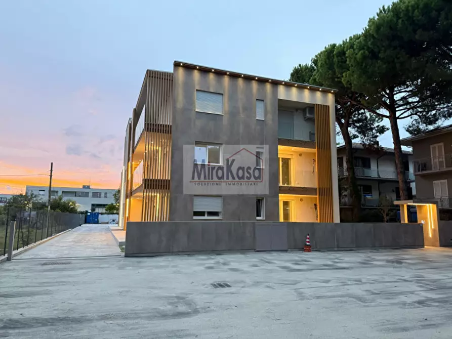 Immagine 13 di Appartamento in vendita  in Via caduti per la libertà 110 a Cervia