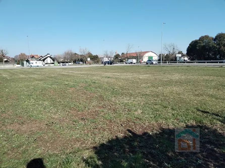 Immagine 15 di Terreno in vendita  in via ellero snc a Santa Maria La Longa