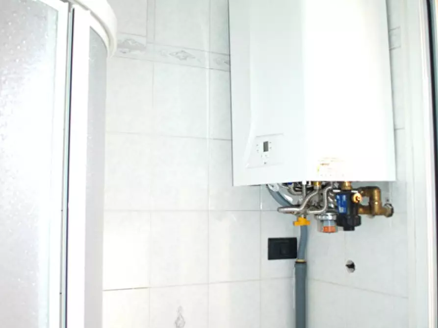 Immagine 16 di Appartamento in vendita  in Viale a Riccione