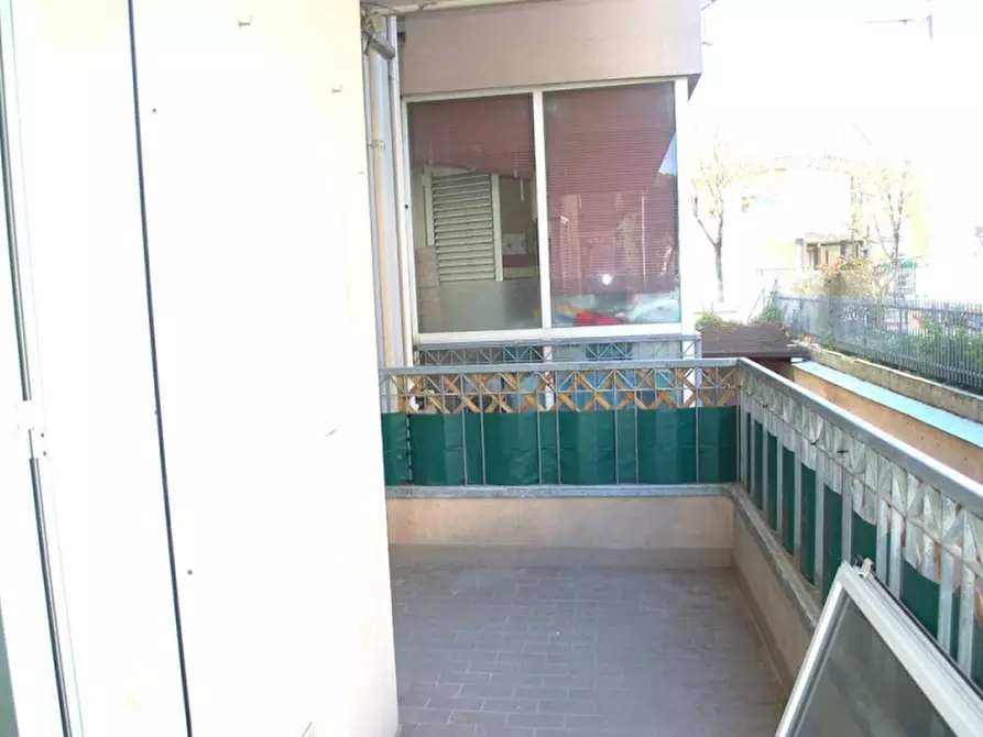 Immagine 18 di Appartamento in vendita  in Viale a Riccione