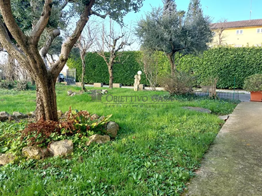 Immagine 1 di Casa bifamiliare in vendita  in Via San Martino a Veggiano