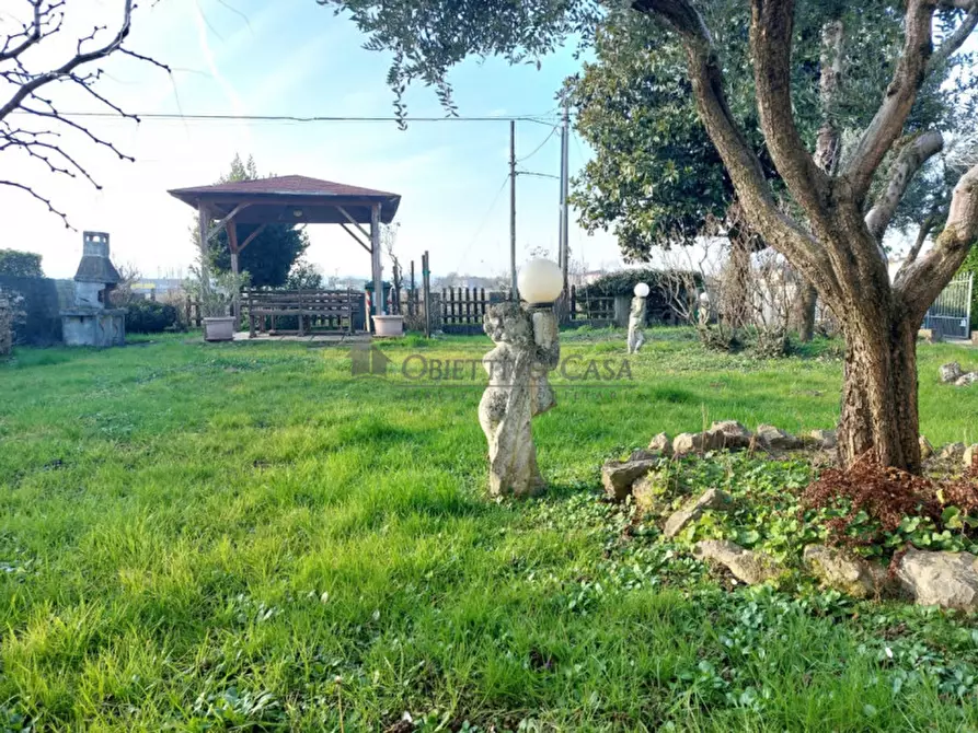 Immagine 2 di Casa bifamiliare in vendita  in Via San Martino a Veggiano