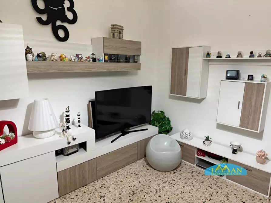 Immagine 3 di Appartamento in vendita  in Via Amerigo Vespucci a Ceglie Messapico