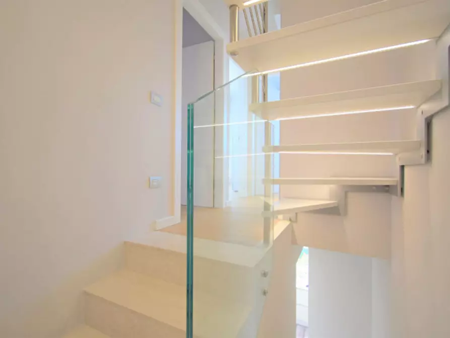 Immagine 4 di Casa quadrifamiliare in vendita  in Strada Chiaviche a Parma