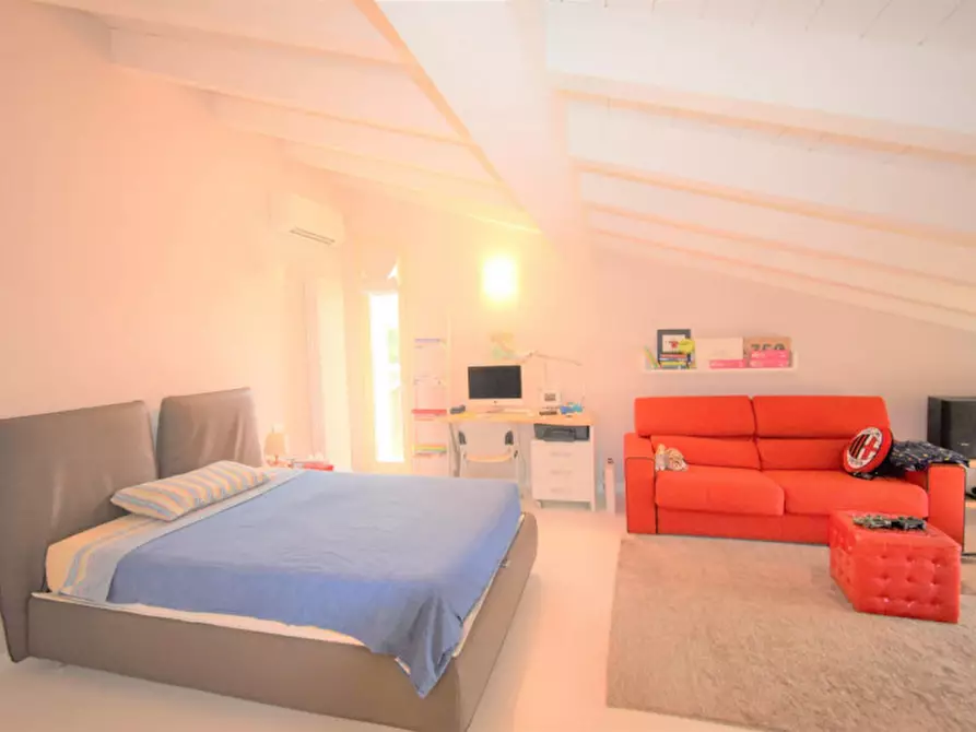 Immagine 9 di Casa quadrifamiliare in vendita  in Strada Chiaviche a Parma