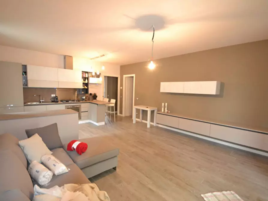 Immagine 11 di Casa quadrifamiliare in vendita  in Strada Chiaviche a Parma