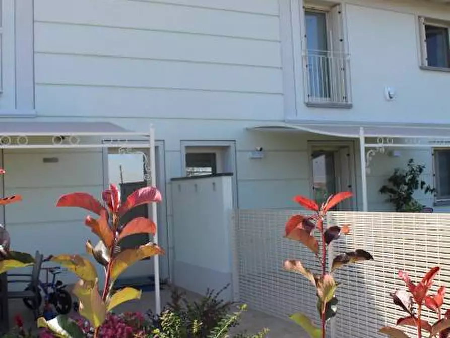 Immagine 23 di Casa quadrifamiliare in vendita  in Strada Chiaviche a Parma