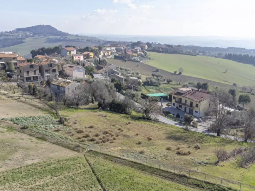 Immagine 3 di Terreno in vendita  in Via Chiaravallese, 142 a Osimo
