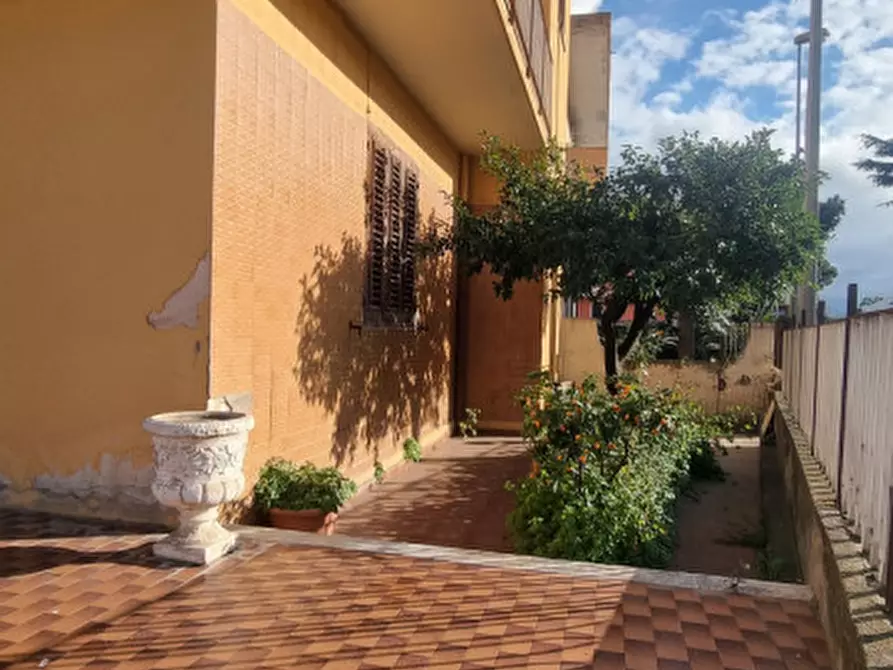 Immagine 4 di Palazzo in vendita  in Via San Paolino,N°68 a Milazzo