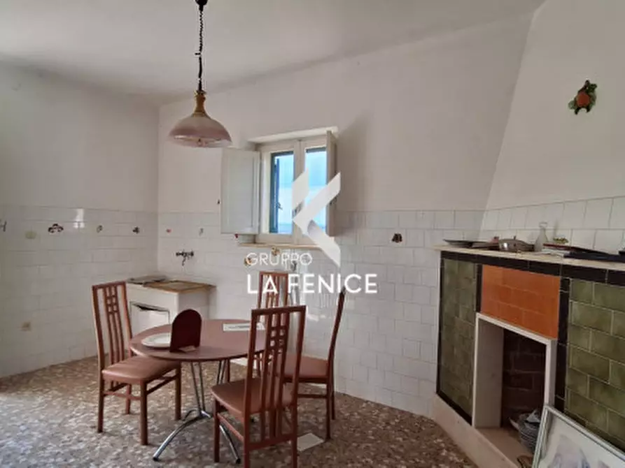 Immagine 37 di Rustico / casale in vendita  in contrada Guaguino a Alberobello