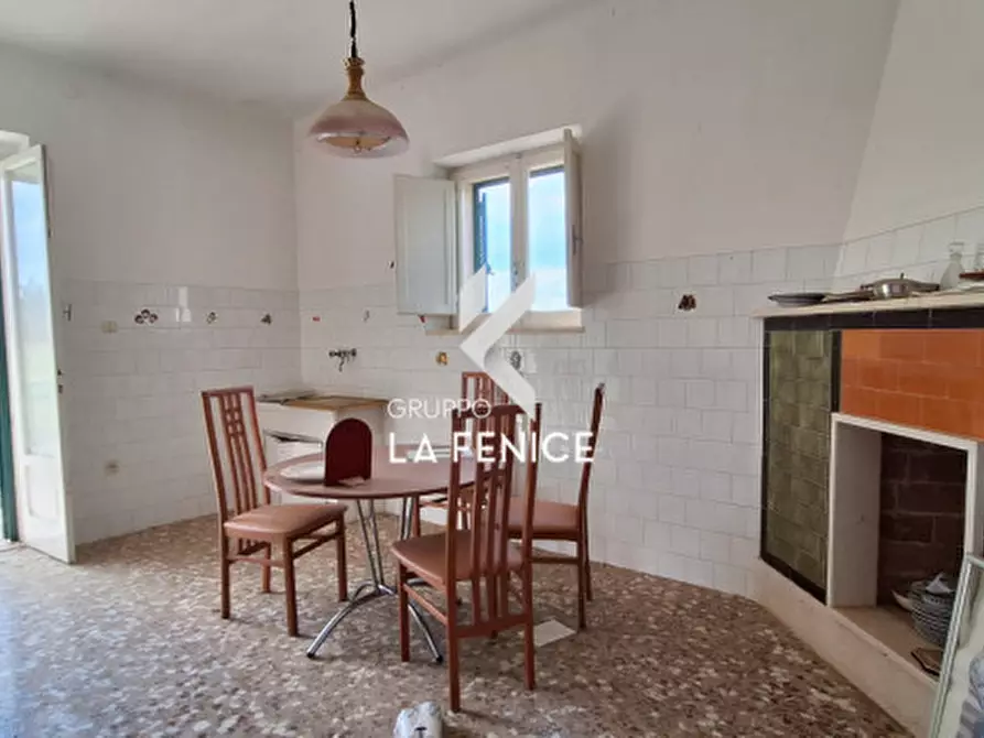 Immagine 39 di Rustico / casale in vendita  in contrada Guaguino a Alberobello