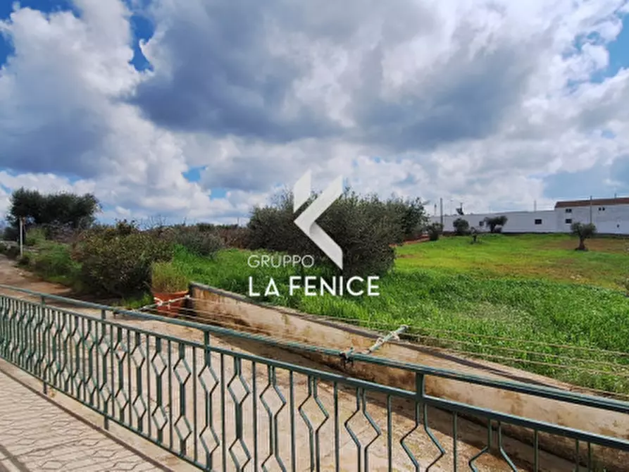 Immagine 46 di Rustico / casale in vendita  in contrada Guaguino a Alberobello