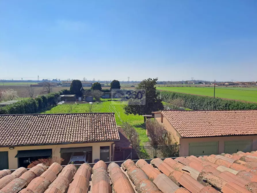 Immagine 3 di Rustico / casale in vendita  in via cavalletto 18 a Rovato