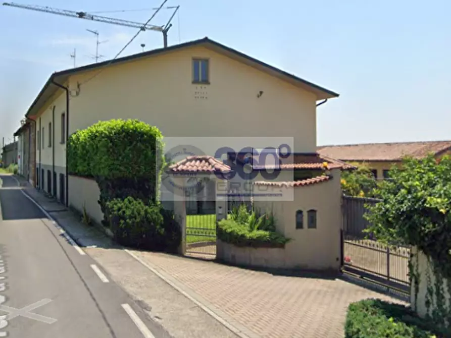 Immagine 6 di Rustico / casale in vendita  in via cavalletto 18 a Rovato