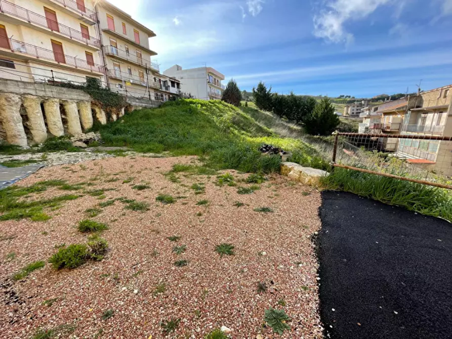Immagine 7 di Terreno in vendita  in Via della Spiga 40 a Marineo