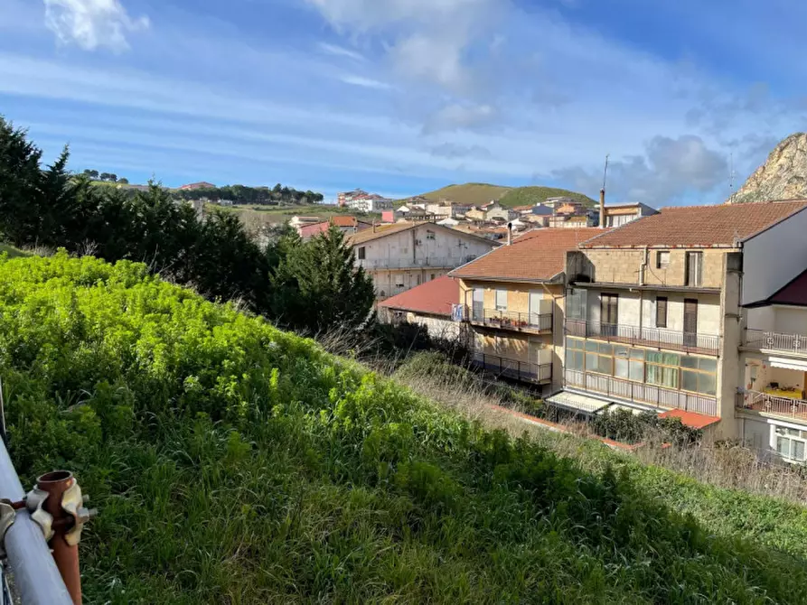 Immagine 13 di Terreno in vendita  in Via della Spiga 40 a Marineo