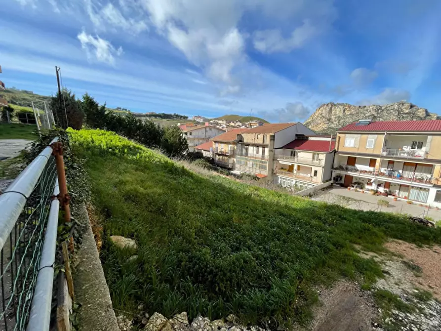 Immagine 22 di Terreno in vendita  in Via della Spiga 40 a Marineo