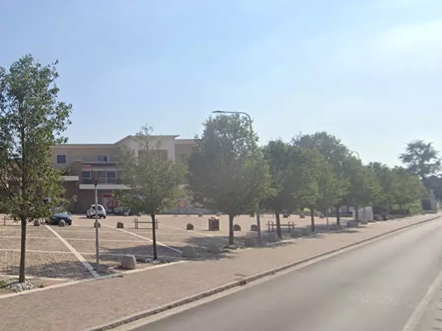 Immagine 2 di Attività commerciale in vendita  in Via Martiri della Libertà a Lograto