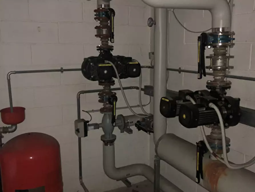 Immagine 15 di Attività commerciale in vendita  in Via Martiri della Libertà a Lograto