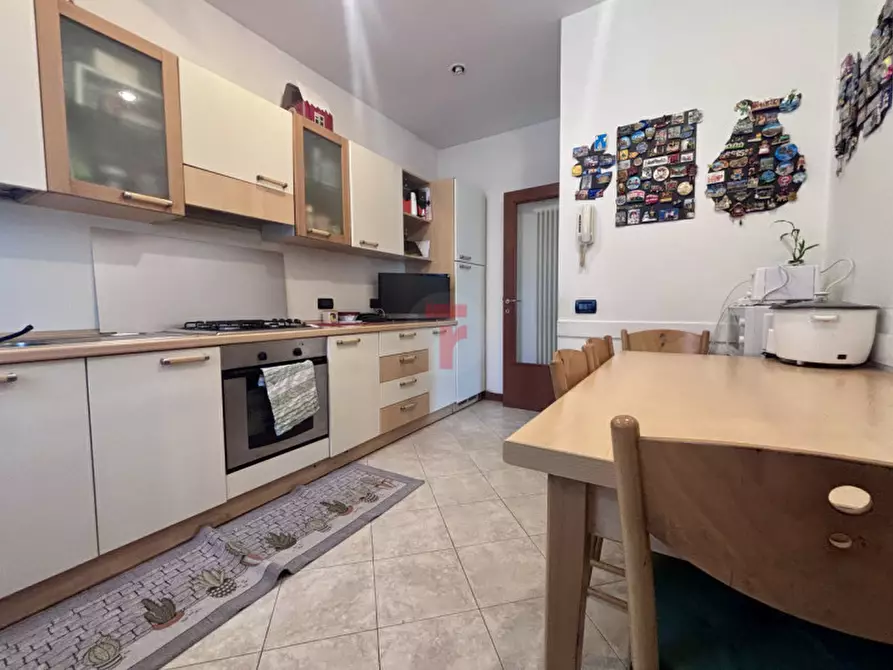 Immagine 1 di Casa bifamiliare in vendita  in Via delle Rose a Padova