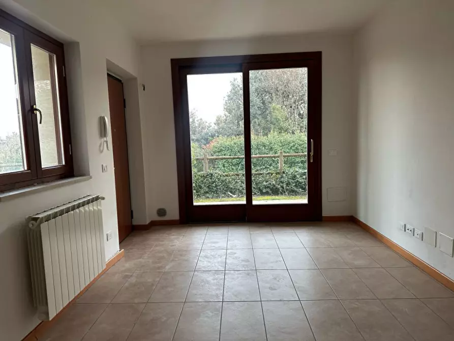 Immagine 13 di Appartamento in vendita  in Via Montemaderno a Toscolano-Maderno