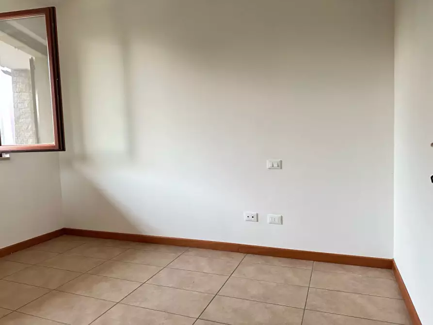 Immagine 18 di Appartamento in vendita  in Via Montemaderno a Toscolano-Maderno