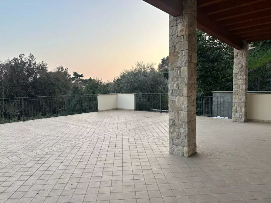 Immagine 2 di Appartamento in vendita  in Via Montemaderno a Toscolano-Maderno