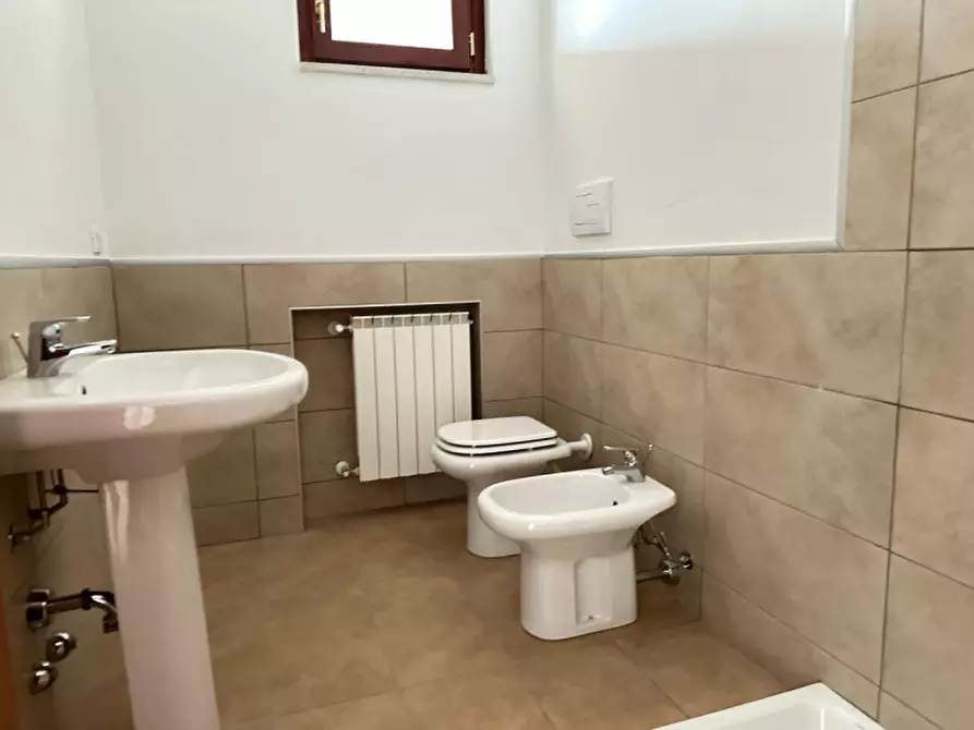 Immagine 24 di Appartamento in vendita  in Via Montemaderno a Toscolano-Maderno