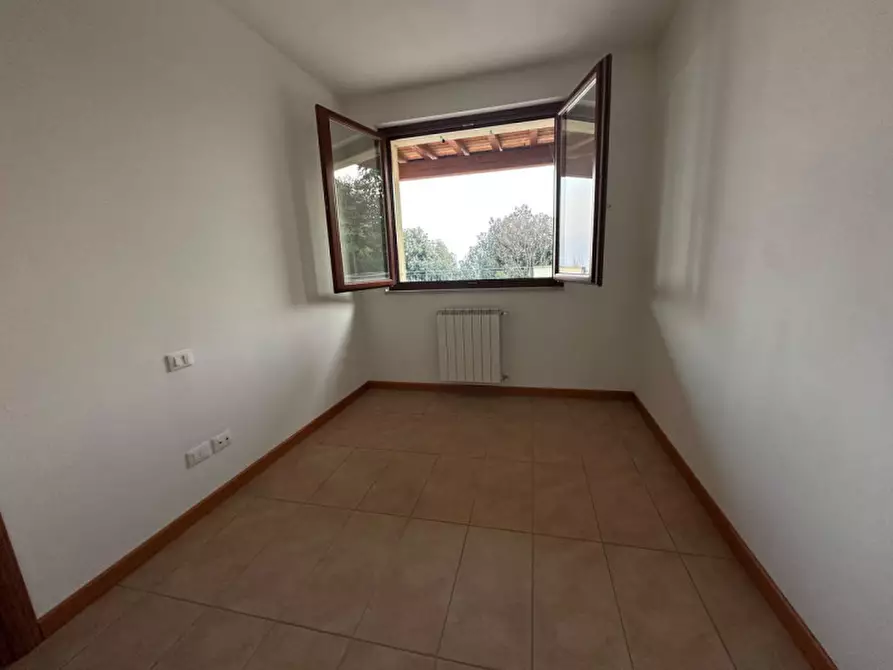 Immagine 26 di Appartamento in vendita  in Via Montemaderno a Toscolano-Maderno