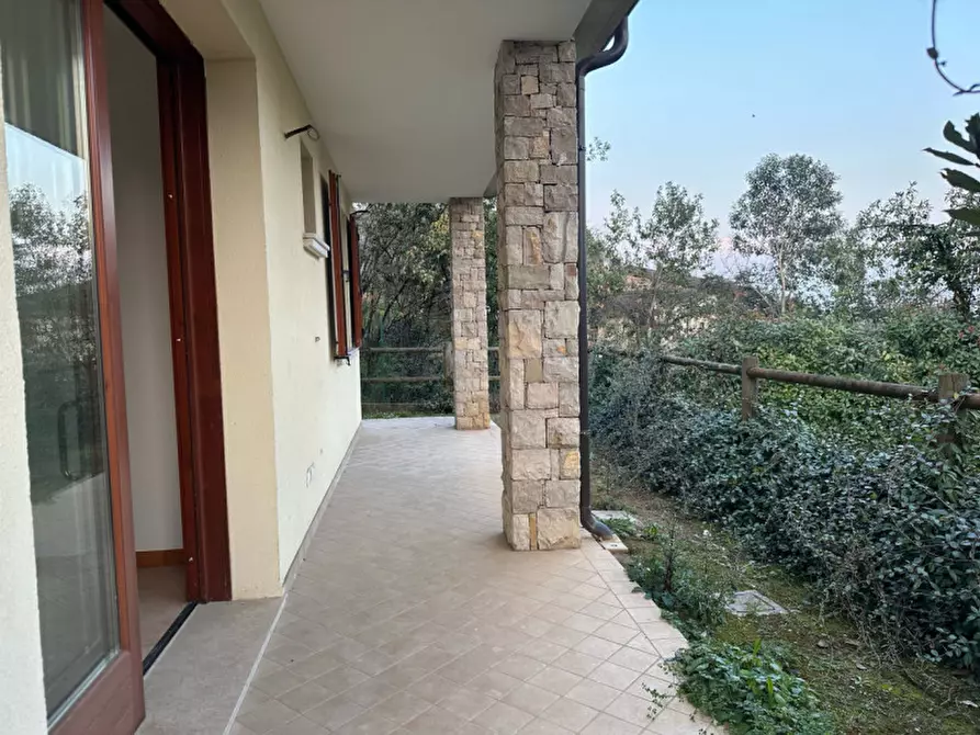 Immagine 3 di Appartamento in vendita  in Via Montemaderno a Toscolano-Maderno