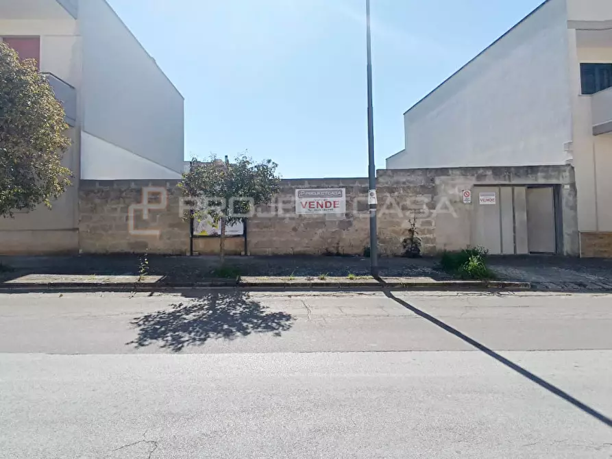 Immagine 1 di Terreno in vendita  in Via Supersano a Scorrano